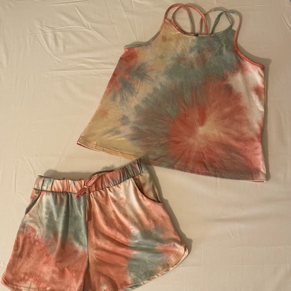 Girls Short set.